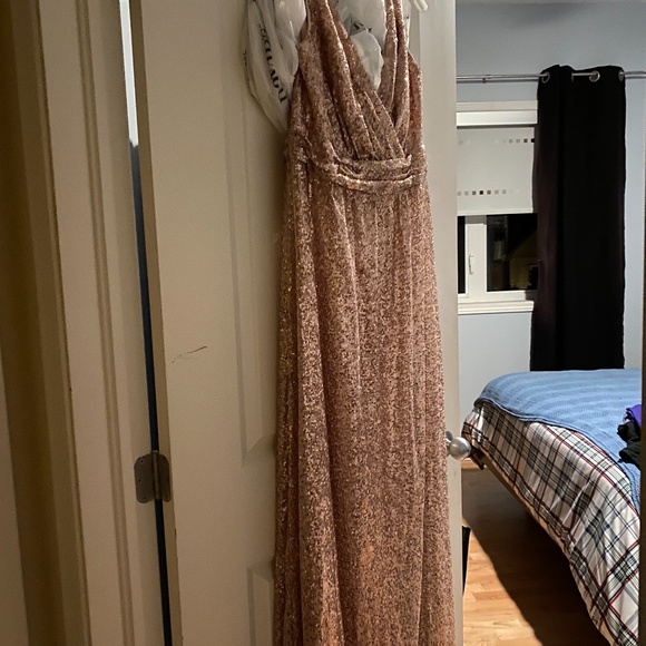 Sequin V-neck Bridesmaid dress - Picture 3 of 6